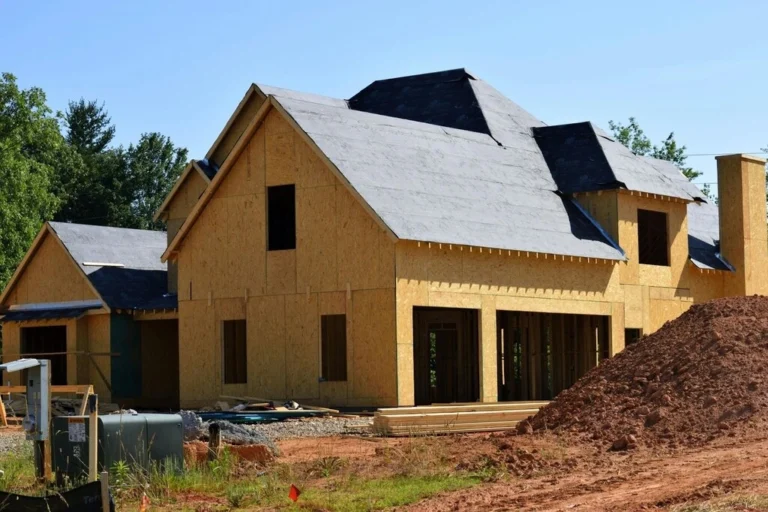 New Construction vs Resale Homes: Which Is the Better Investment?